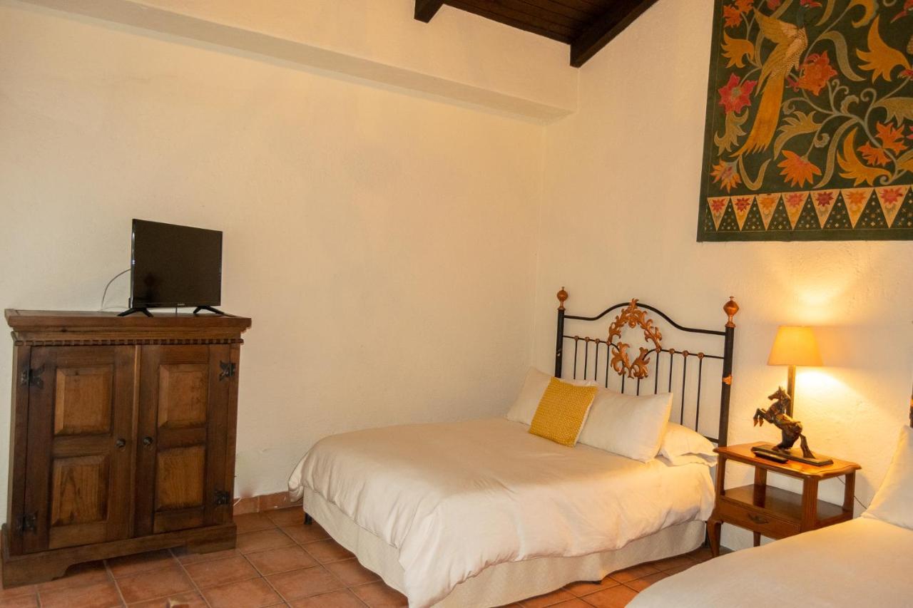Hotel La Villa Serena Antigua Esterno foto