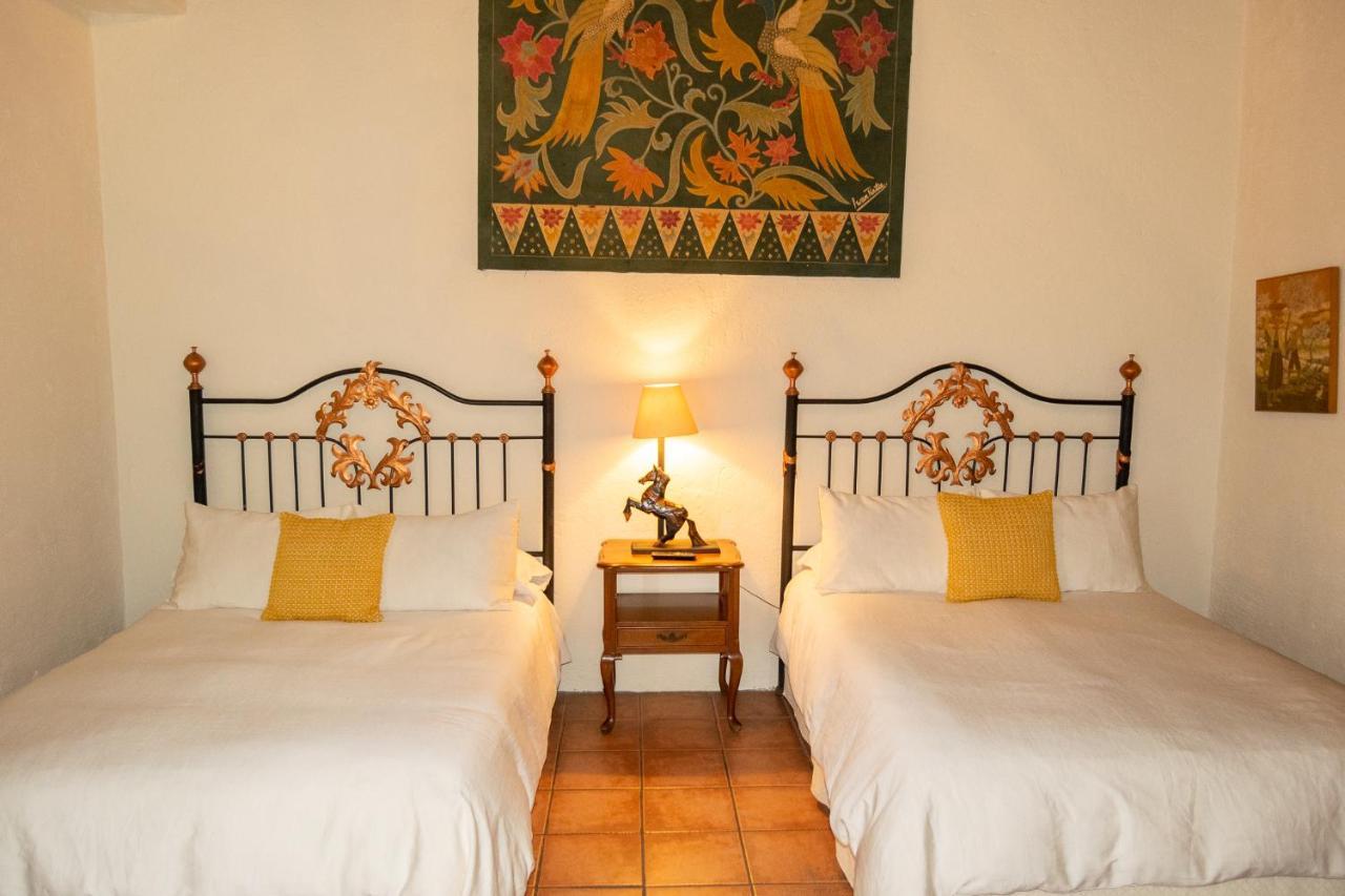 Hotel La Villa Serena Antigua Esterno foto