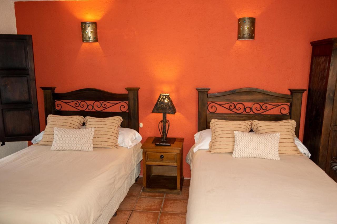 Hotel La Villa Serena Antigua Esterno foto