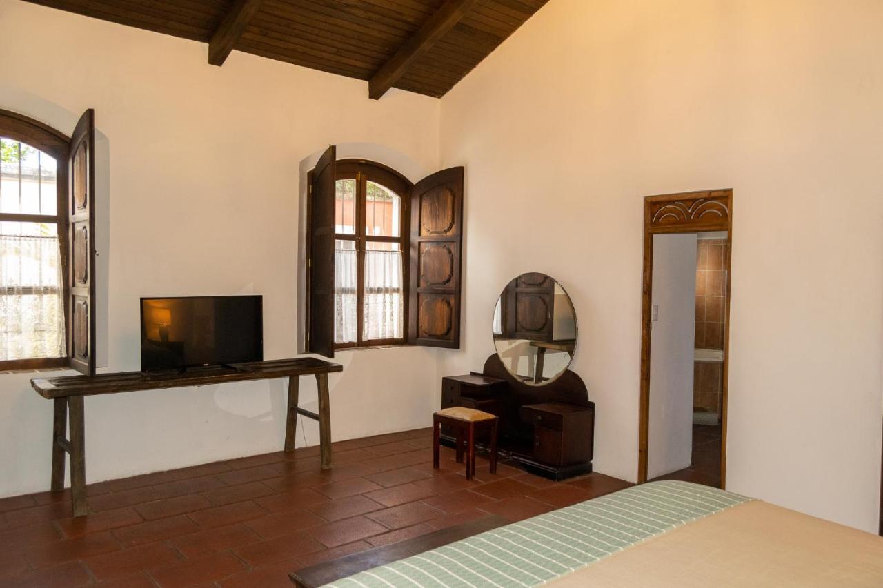 Hotel La Villa Serena Antigua Esterno foto