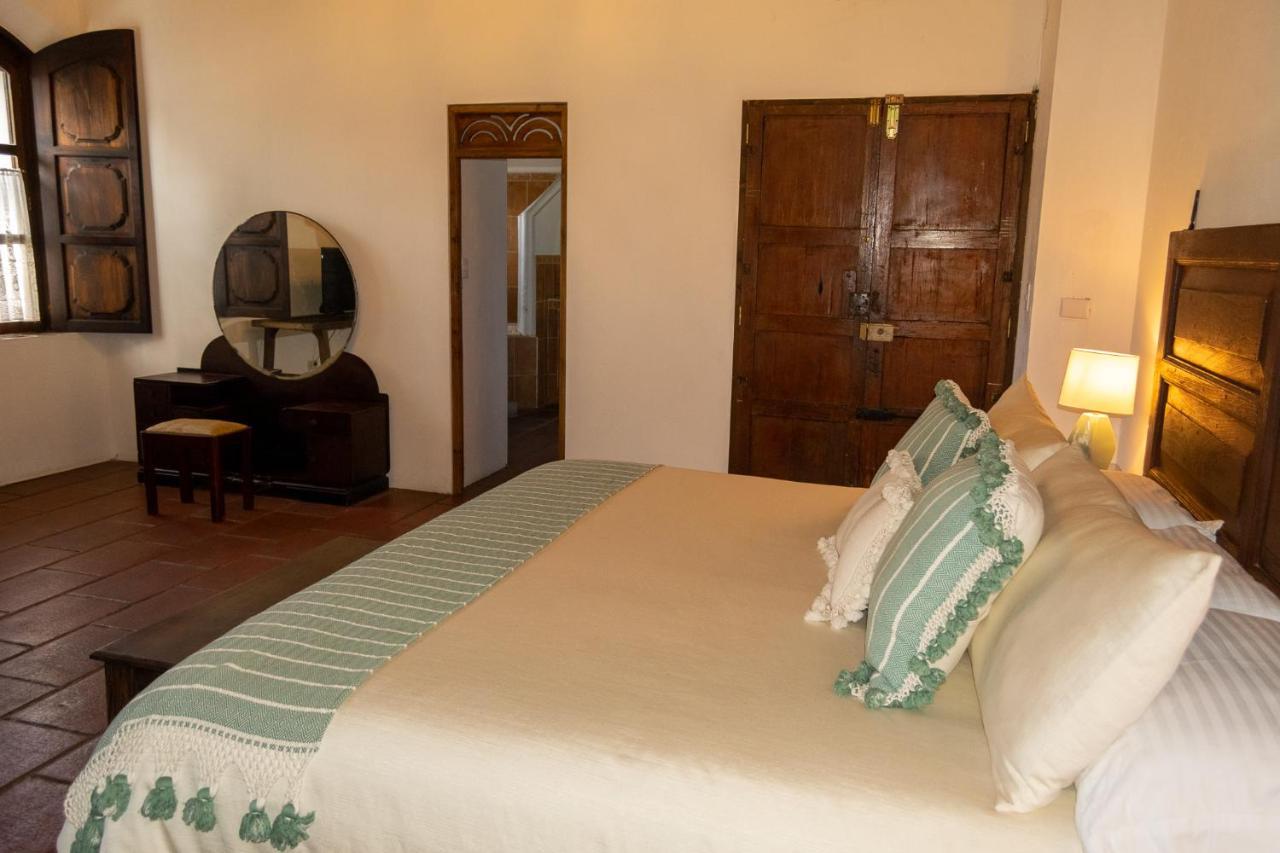 Hotel La Villa Serena Antigua Esterno foto