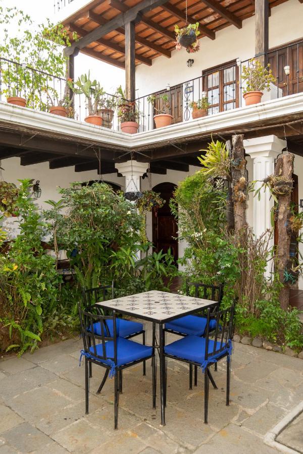 Hotel La Villa Serena Antigua Esterno foto