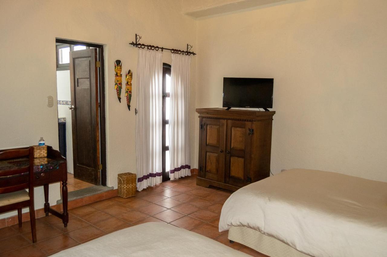 Hotel La Villa Serena Antigua Esterno foto
