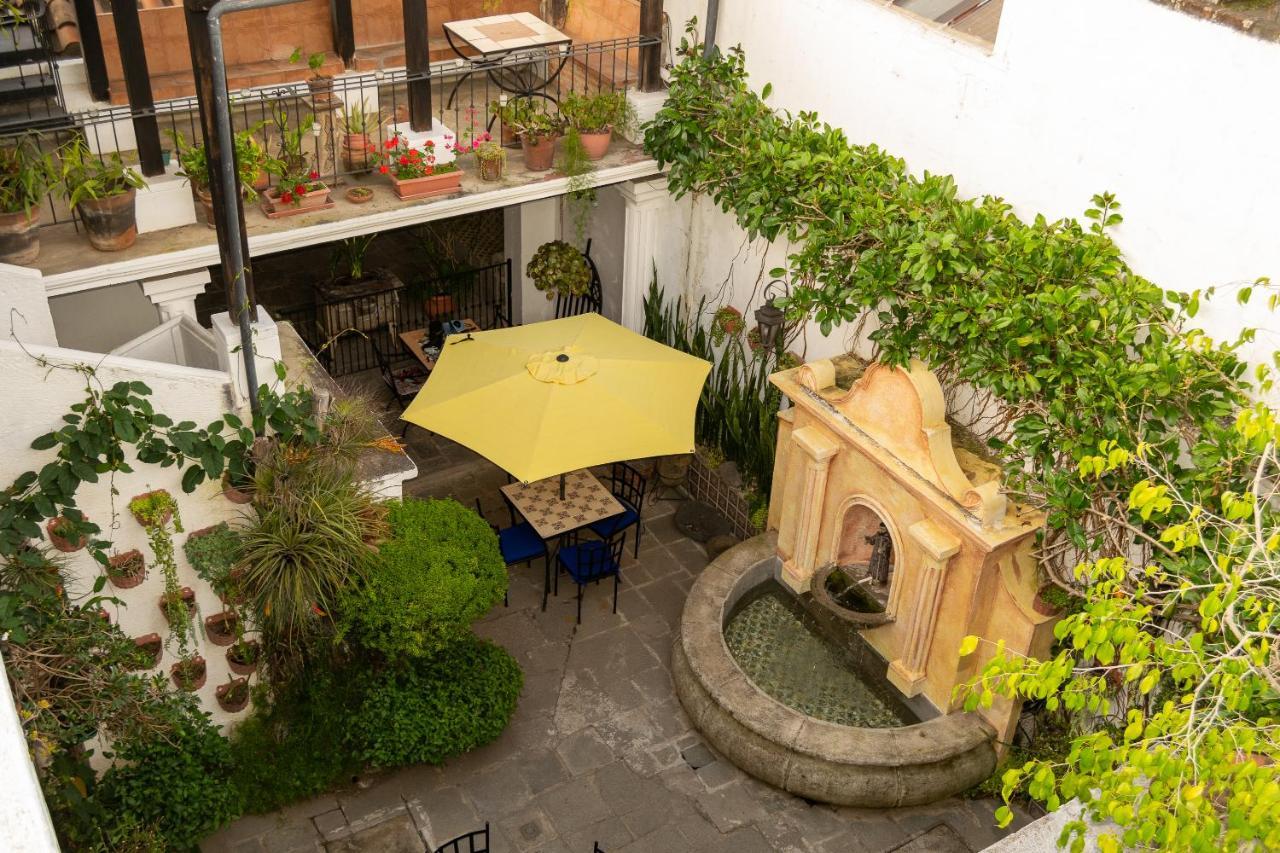 Hotel La Villa Serena Antigua Esterno foto