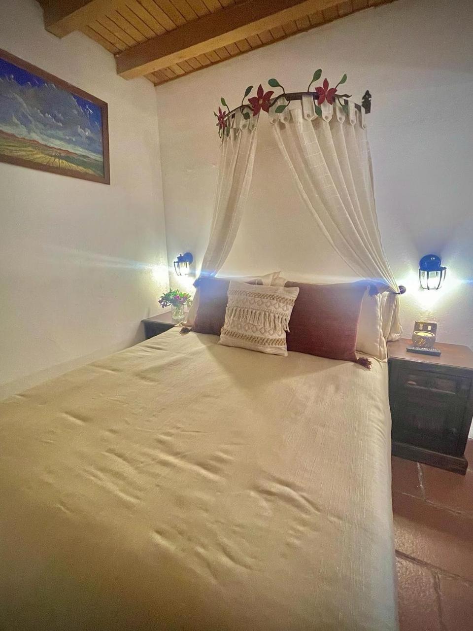 Hotel La Villa Serena Antigua Esterno foto